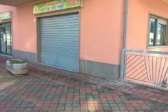 AFFITTA LOCALE COMMERCIALE – TORRIONE AFFITTA LOCALE COMMERCIALE – TORRIONE