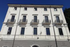AFFITTA APPARTAMENTO USO STUDIO – CENTRO STORICO AFFITTA APPARTAMENTO USO STUDIO – CENTRO STORICO