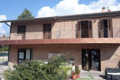 AFFITTA APPARTAMENTO USO STUDIO – PILE
