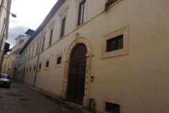 AFFITTA APPRTAMENTO USO STUDIO – CENTRO STORICO AFFITTA APPRTAMENTO USO STUDIO – CENTRO STORICO