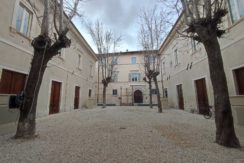 AFFITTA APPARTAMENTO USO STUDIO – CENTRO STORICO