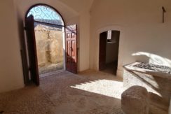 VENDE PALAZZO STORICO – CAPORCIANO