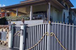 VENDE APPARTAMENTO MANSARDATO – COLLETTARA