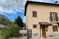 VENDE APPARTAMENTO – CASTELNUOVO