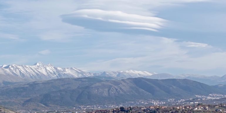 f2337f42-ae7a-41cd-b571-36488fc902fe