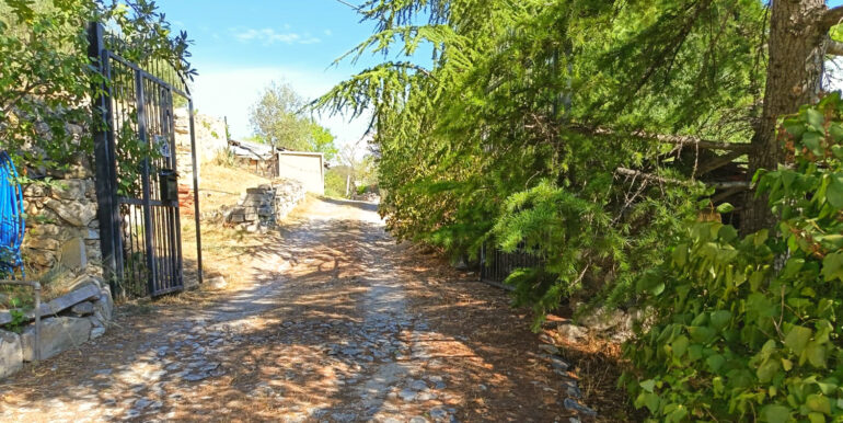 1) Cancello Entrata
