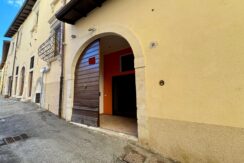 AFFITTA LOCALE COMMERCIALE – CENTRO STORICO