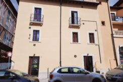 VENDE LOCALE COMMERCIALE – L’AQUILA
