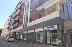 AFFITTA LOCALE COMMERCIALE – CENTRO STORICO AFFITTA LOCALE COMMERCIALE – CENTRO STORICO
