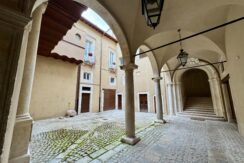 AFFITTA APPARTAMENTO – CENTRO STORICO