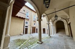 AFFITTA APPARTAMENTO – CENTRO STORICO