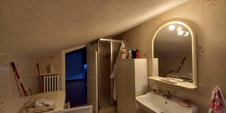 35 bagno2-mansarda