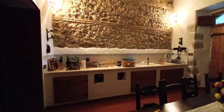 9 taverna