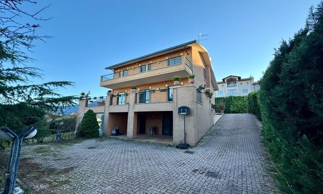 PHOTO-2025-12-02-15-31-54