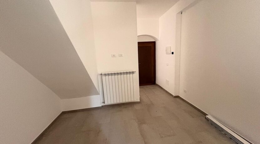 PHOTO-2025-08-07-19-19-48-4