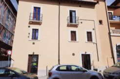 AFFITTA LOCALE COMMERCIALE – L’AQUILA