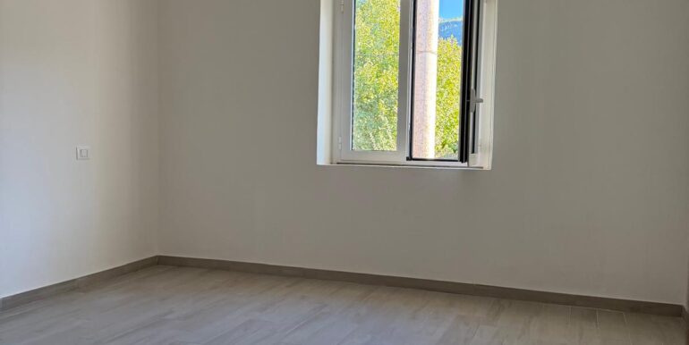 PHOTO-2025-10-08-19-33-04 3