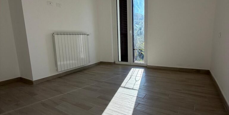 PHOTO-2025-10-08-19-33-04