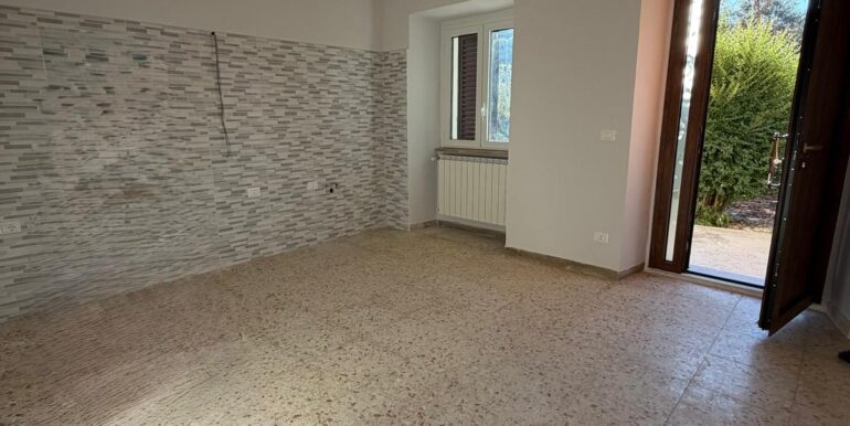 PHOTO-2025-10-08-19-33-05 13