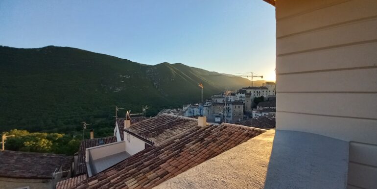 44 veduta dal terrazzo