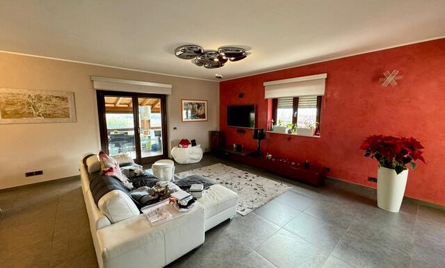 PHOTO-2026-02-05-18-05-32