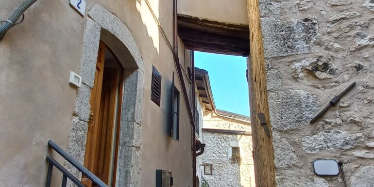 10 ingresso.dal.vicolo