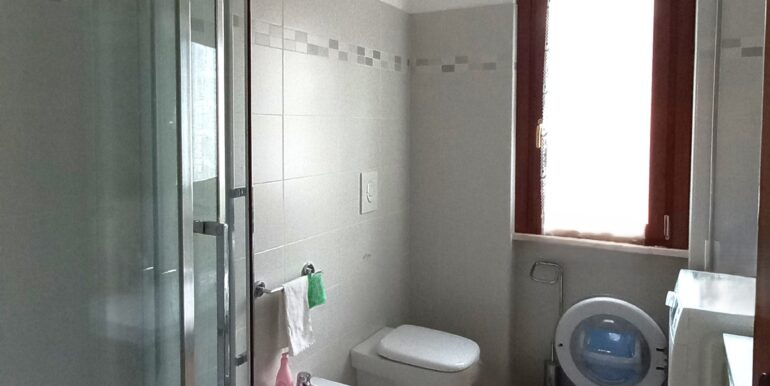 20 bagno 2 lavanderia