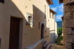 VENDE CASA INDIPENDENTE RISTRUTTURATA – PEDICCIANO DI FAGNANO ALTO