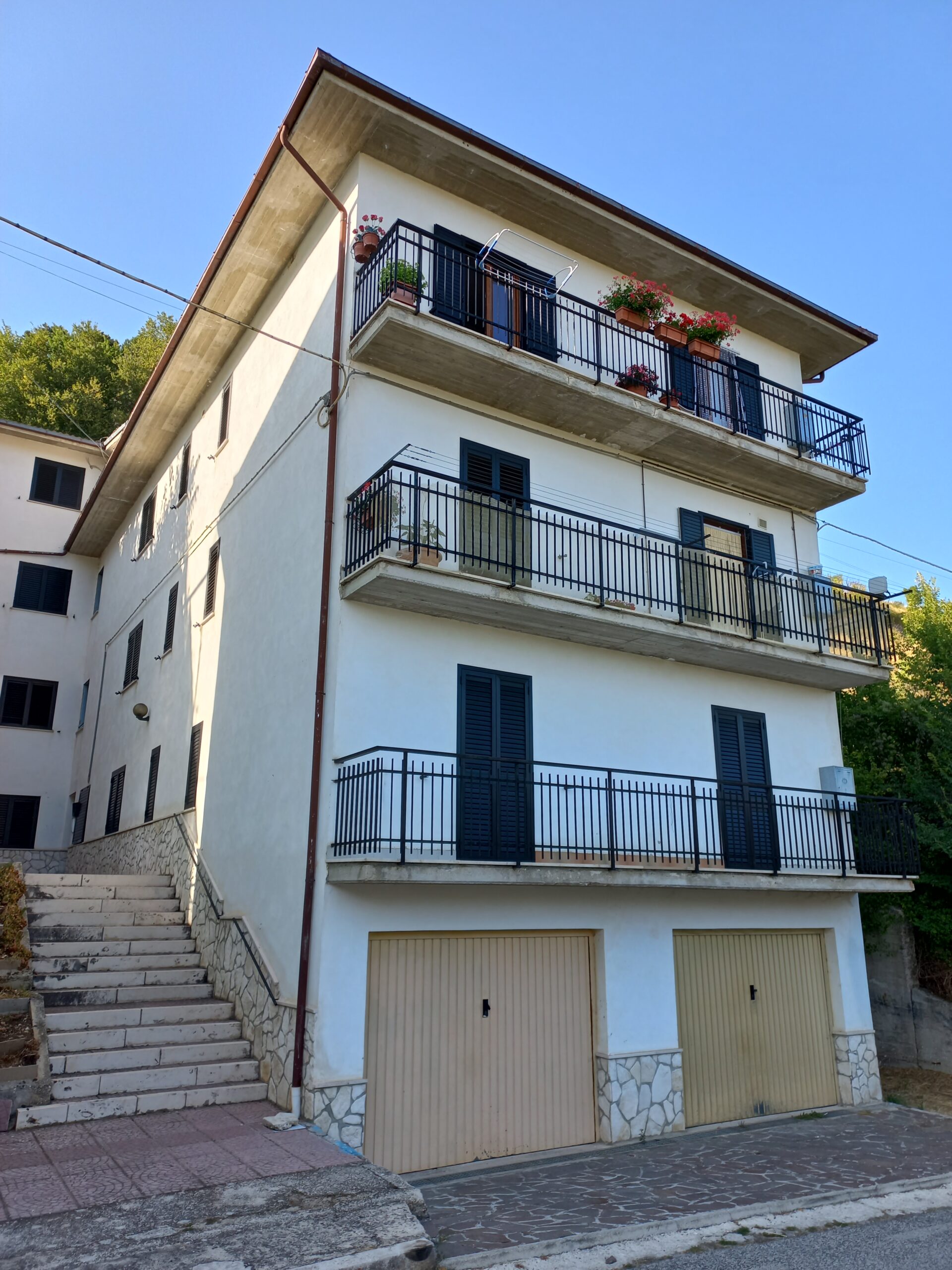 VENDE APPARTAMENTO – CASTEL DEL MONTE