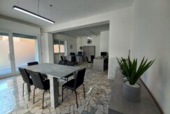 AFFITTA LOCALE COMMERCIALE – L’AQUILA